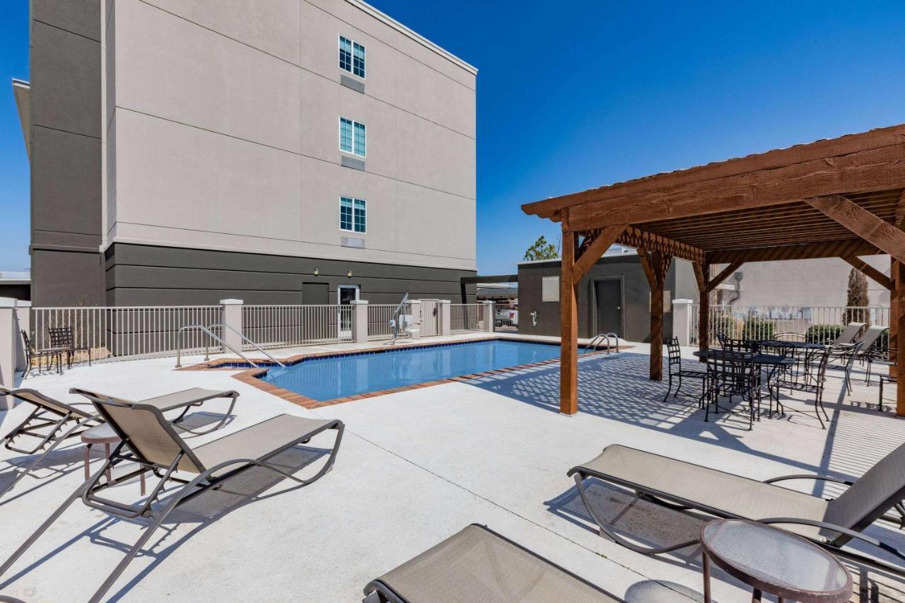 La Quinta Inn & Suites By Wyndham Ardmore Bagian luar foto